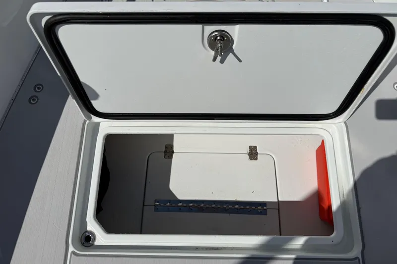 Slide: The Image of Andros 26 Tarpon 2023 - 63