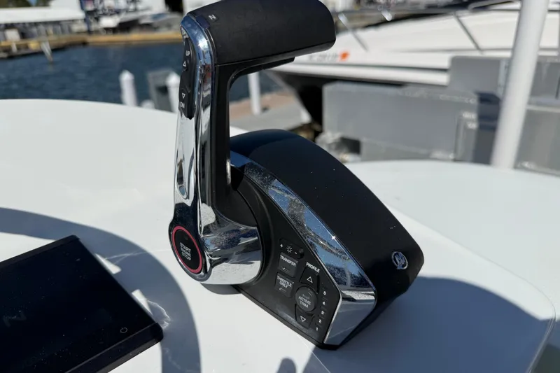 Slide: The Image of Andros 26 Tarpon 2023 - 75