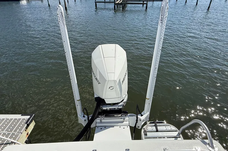 Slide: The Image of Andros Tarpon 26 boat motor and Power-Pole anchors, 2023 model. - 17