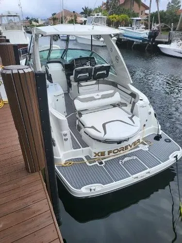 Slide: The Image of Monterey 355 Sport Yacht 2019 - 4