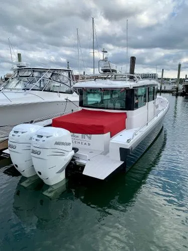 Slide: The Image of Axopar 37 Cabin 2019 - 5