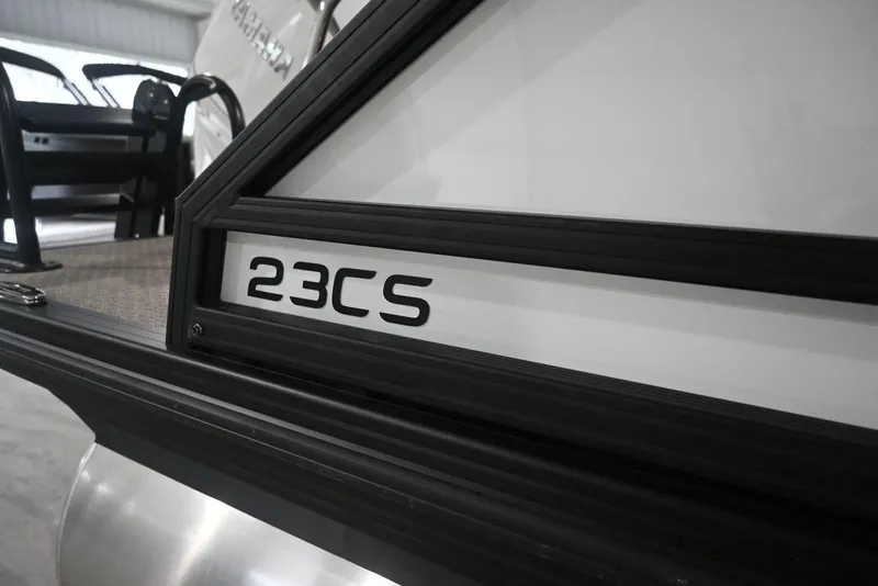 Slide: The Image of 2026 Evotti 723CS boat detail, showcasing sleek design and modern features. - 7