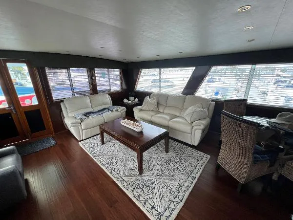 Slide: The Image of Hatteras 74 Motor Yacht 1981 - 3