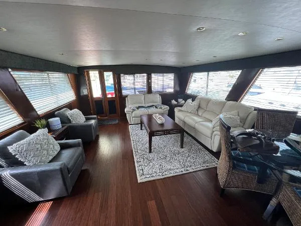 Slide: The Image of Hatteras 74 Motor Yacht 1981 - 4