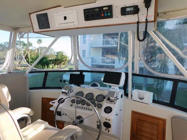 Slide: The Image of Atlantic 47 M/Y 1989 - 9