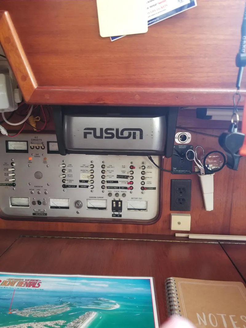 Slide: The Image of Gulfstar Sail Master 1981 - 10