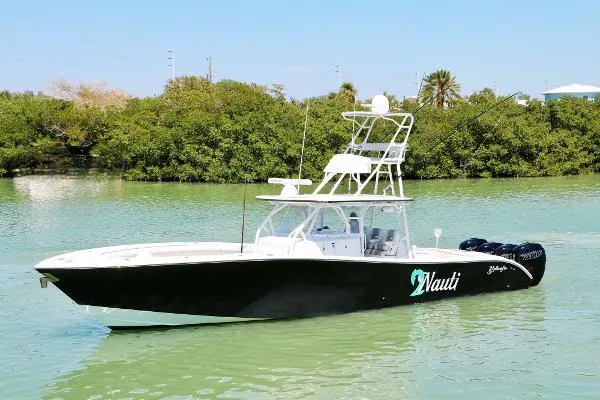 Slide: The Image of Yellowfin 42 2015 - 0