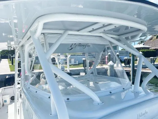 Slide: The Image of Yellowfin 42 2015 - 4
