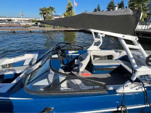 Slide: The Image of Moomba Mojo 2017 - 7