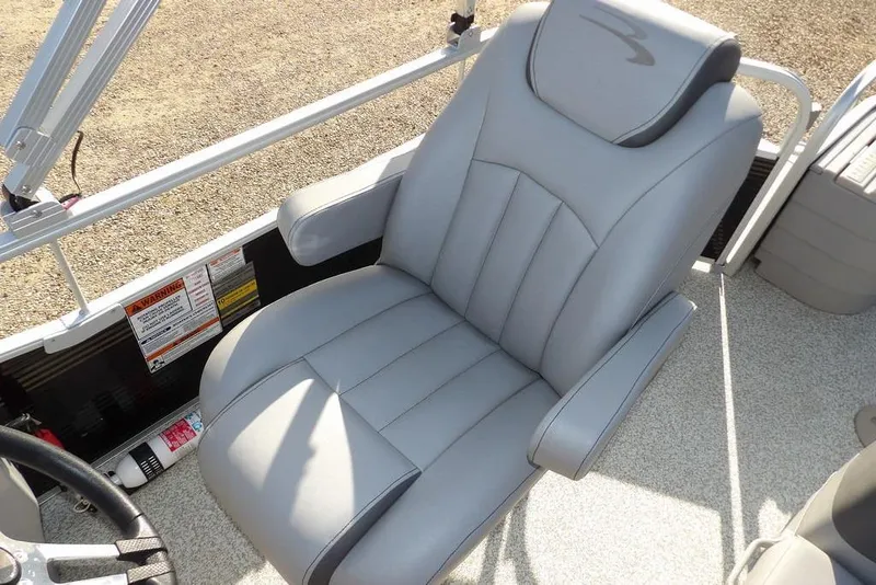 Slide: The Image of Captain's chair on 2020 Bennington 20 SFV boat, featuring sleek gray upholstery. - 27