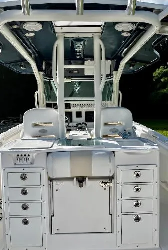 Slide: The Image of Everglades 350 Center Console 2007 - 3