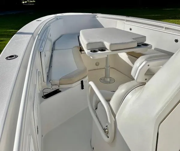 Slide: The Image of Everglades 350 Center Console 2007 - 6