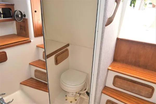 Slide: The Image of Contender 35 Side Console 2000 - 2