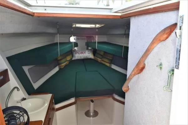 Slide: The Image of Contender 35 Side Console 2000 - 7