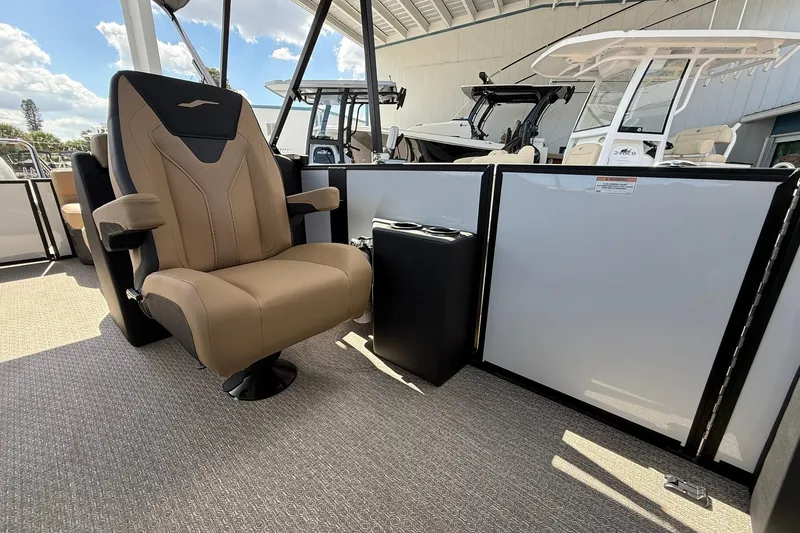 Slide: The Image of Luxurious seating on 2026 Evotti 523QL boat, featuring modern design and comfort. - 8