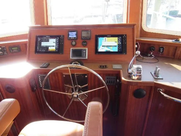 Slide: The Image of American Tug 435 Stabilized 2013 - 5