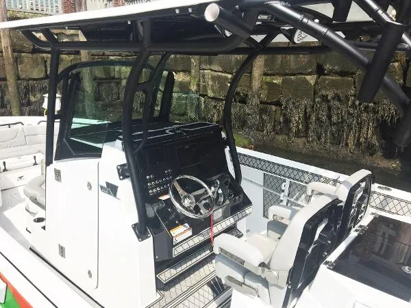 Slide: The Image of Wellcraft 302 Fisherman 2021 - 6