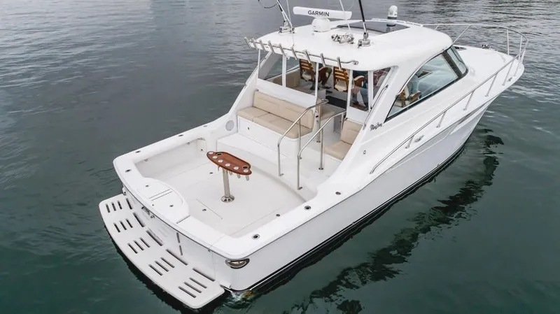 Slide: The Image of 2023 Mag Bay 42 Express - Image 24 - 24