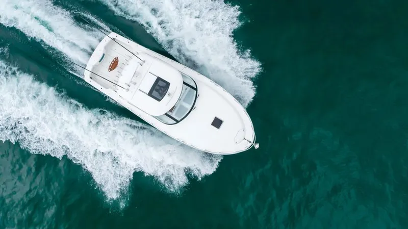 Slide: The Image of 2023 Mag Bay 42 Express - Image 6 - 6