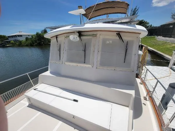 Slide: The Image of Kadey-Krogen 42 Pilothouse 1995 - 7