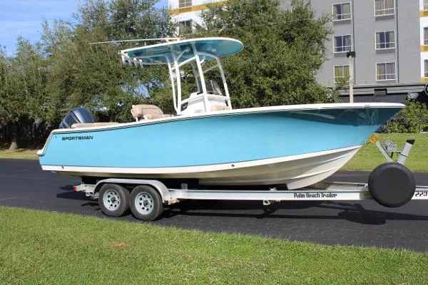 Slide: The Image of Sportsman Heritage 231 Center Console 2019 - 2