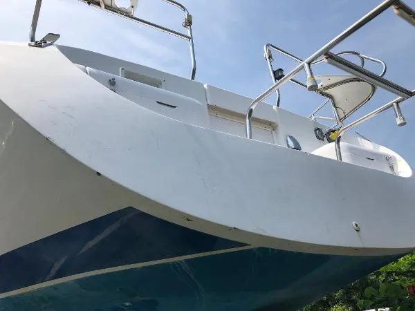 Slide: The Image of Catalina 390 2001 - 10