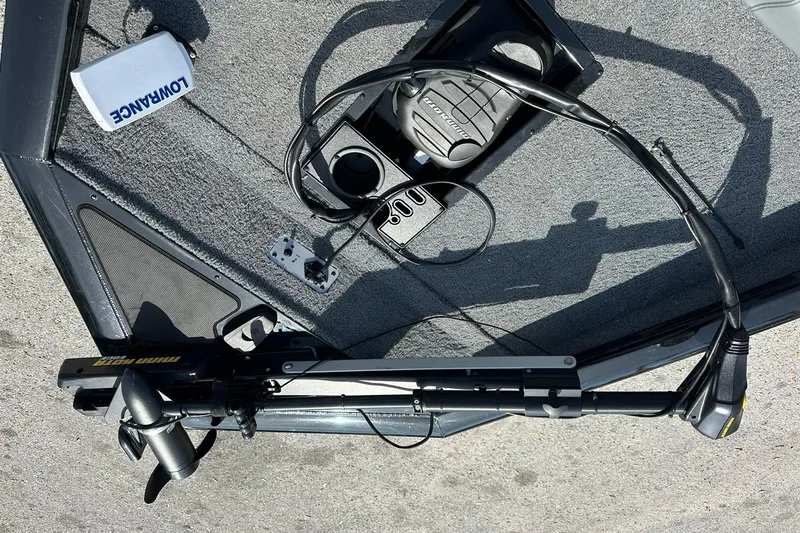 Slide: The Image of 2018 Tracker Pro Team 175 TXW boat deck with trolling motor and Lowrance device. - 5