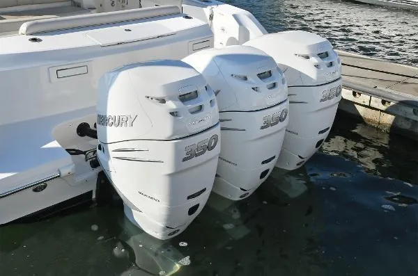 Slide: The Image of Boston Whaler 380 Outrage 2019 - 9
