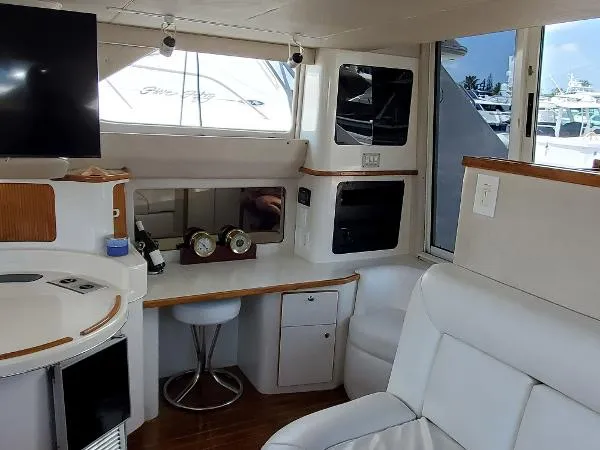 Slide: The Image of Sea Ray 440 Express Bridge 1996 - 3
