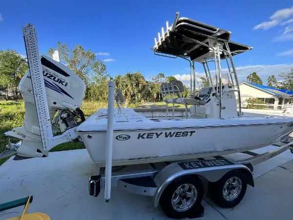 Slide: The Image of Key West 230 Bay Reef 2016 - 1