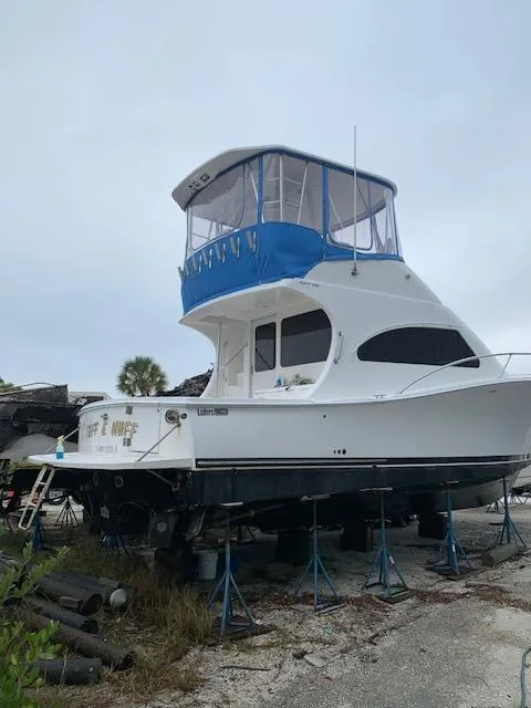 Slide: The Image of Luhrs Convertible 5F 2005 - 1