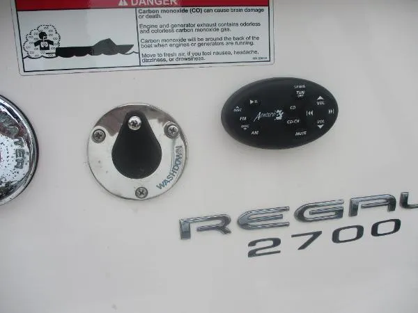 Slide: The Image of Regal 2700 Bowrider 2007 - 7