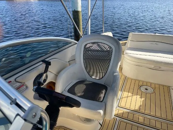 Slide: The Image of Sea Ray 240 SUN DECK 2008 - 4