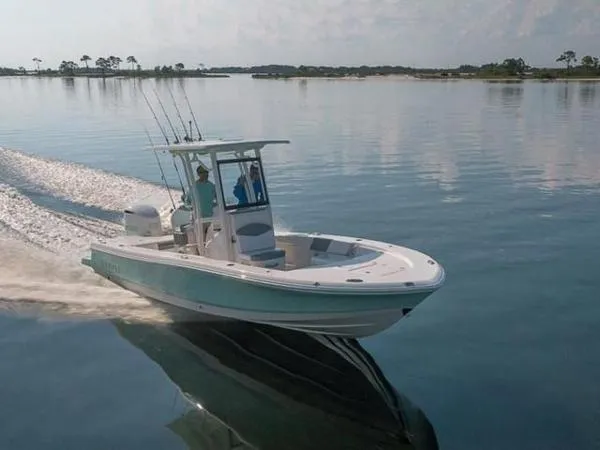 Slide: The Image of Robalo 246 Cayman 2020 - 0