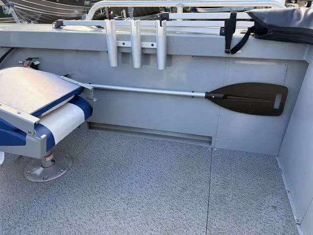 Slide: The Image of Klamath Boats 18 opw 2022 - 18