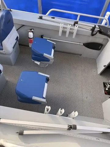 Slide: The Image of Klamath Boats 18 opw 2022 - 19