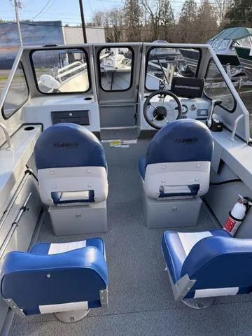 Slide: The Image of Klamath Boats 18 opw 2022 - 5