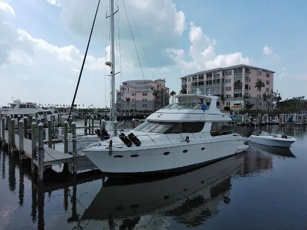 Slide: The Image of Carver Yachts 53 Voyager 2005 - 0