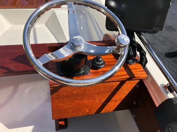 Slide: The Image of Boston Whaler Super Sport 15 1986 - 8
