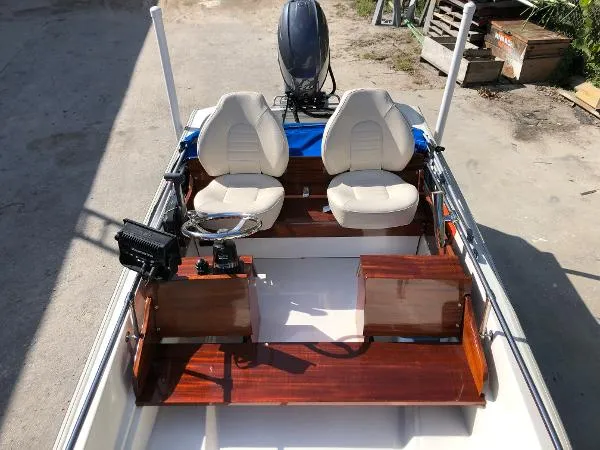 Slide: The Image of Boston Whaler Super Sport 15 1986 - 9