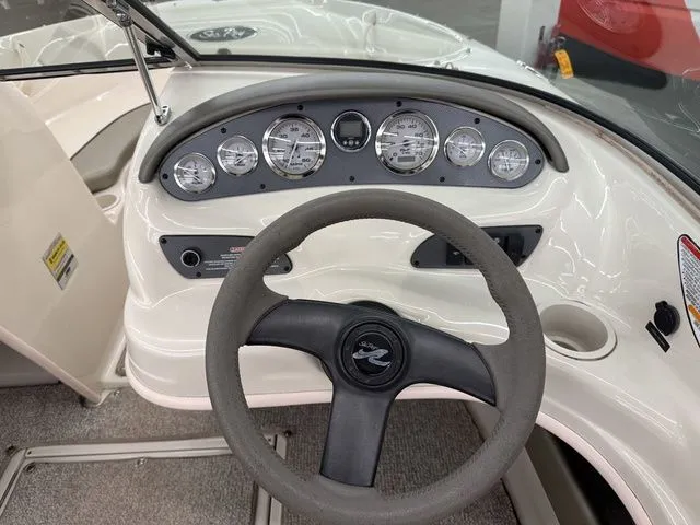 Slide: The Image of Sea Ray 185 Sport 2005 - 14