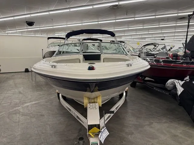 Slide: The Image of Sea Ray 185 Sport 2005 - 4