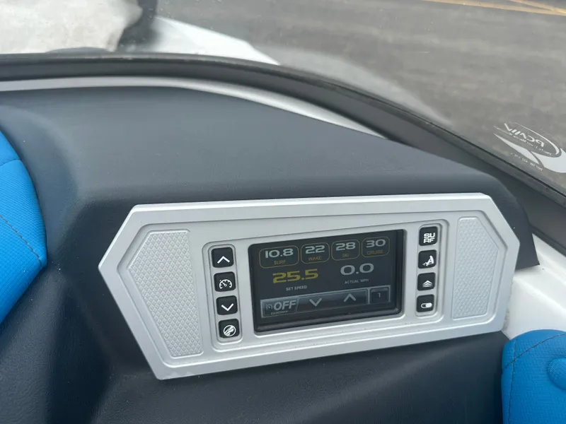 Slide: The Image of 2016 Tigé R20 boat control panel with digital display. - 15