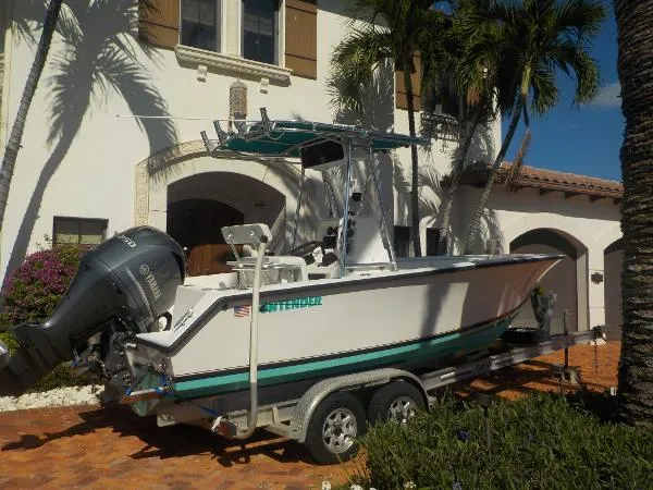 Slide: The Image of Contender 21 Center Console 2005 - 1