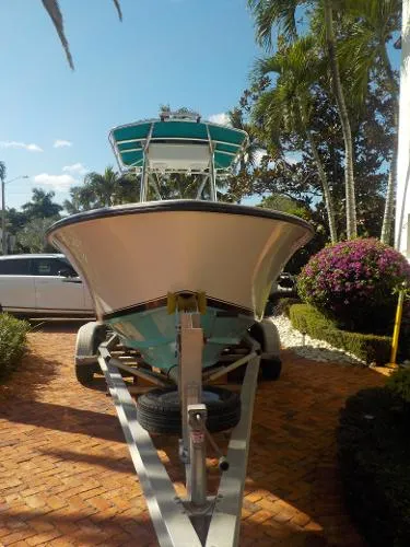 Slide: The Image of Contender 21 Center Console 2005 - 2