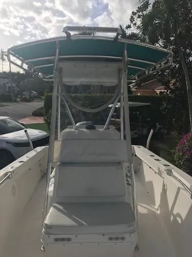 Slide: The Image of Contender 21 Center Console 2005 - 3