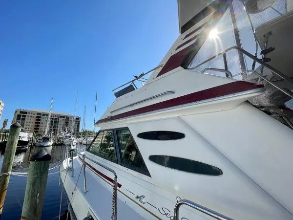 Slide: The Image of Sea Ray 410 Aft Cabin 1987 - 5