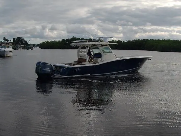 Slide: The Image of Scout 350 LXF 2015 - 11