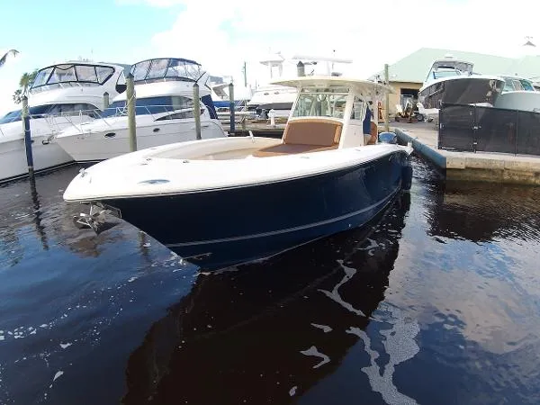 Slide: The Image of Scout 350 LXF 2015 - 4