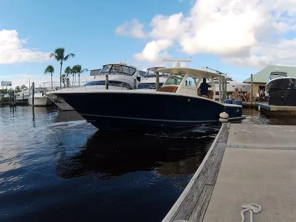 Slide: The Image of Scout 350 LXF 2015 - 6